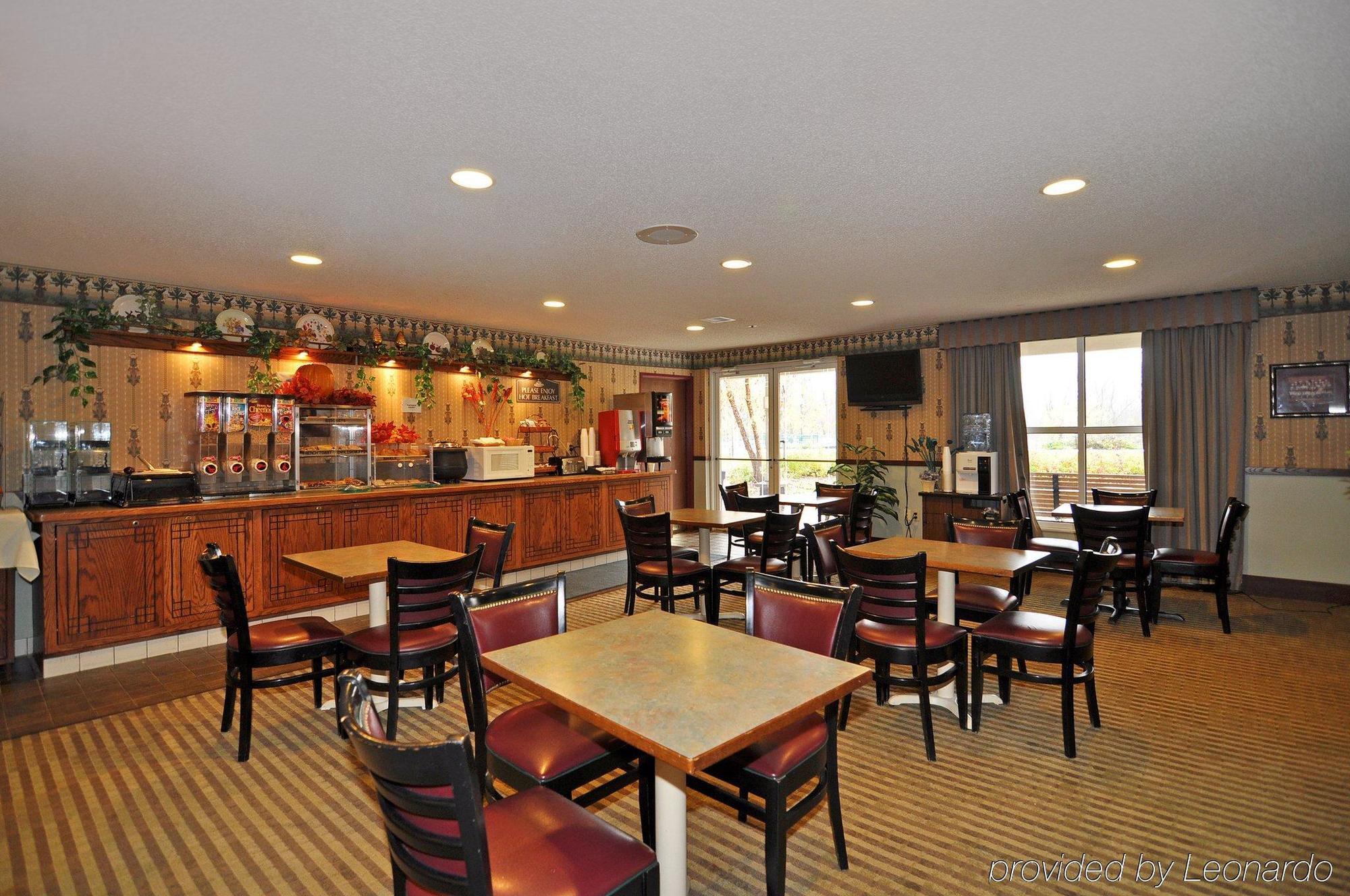 Norwood Inn And Suites Chaska מסעדה תמונה