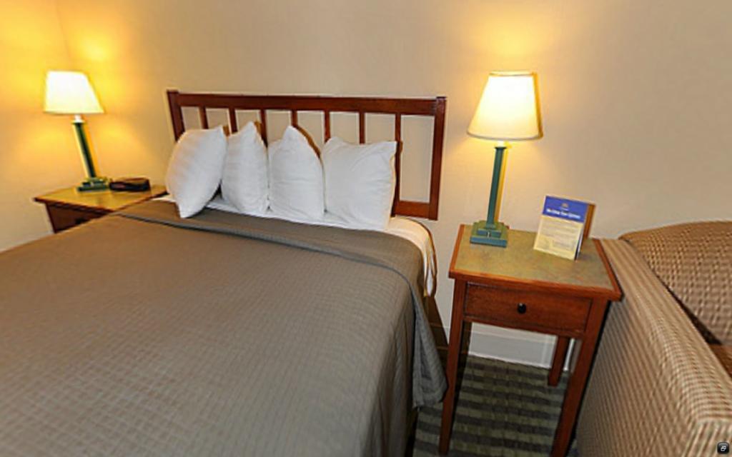 Norwood Inn And Suites Chaska חדר תמונה